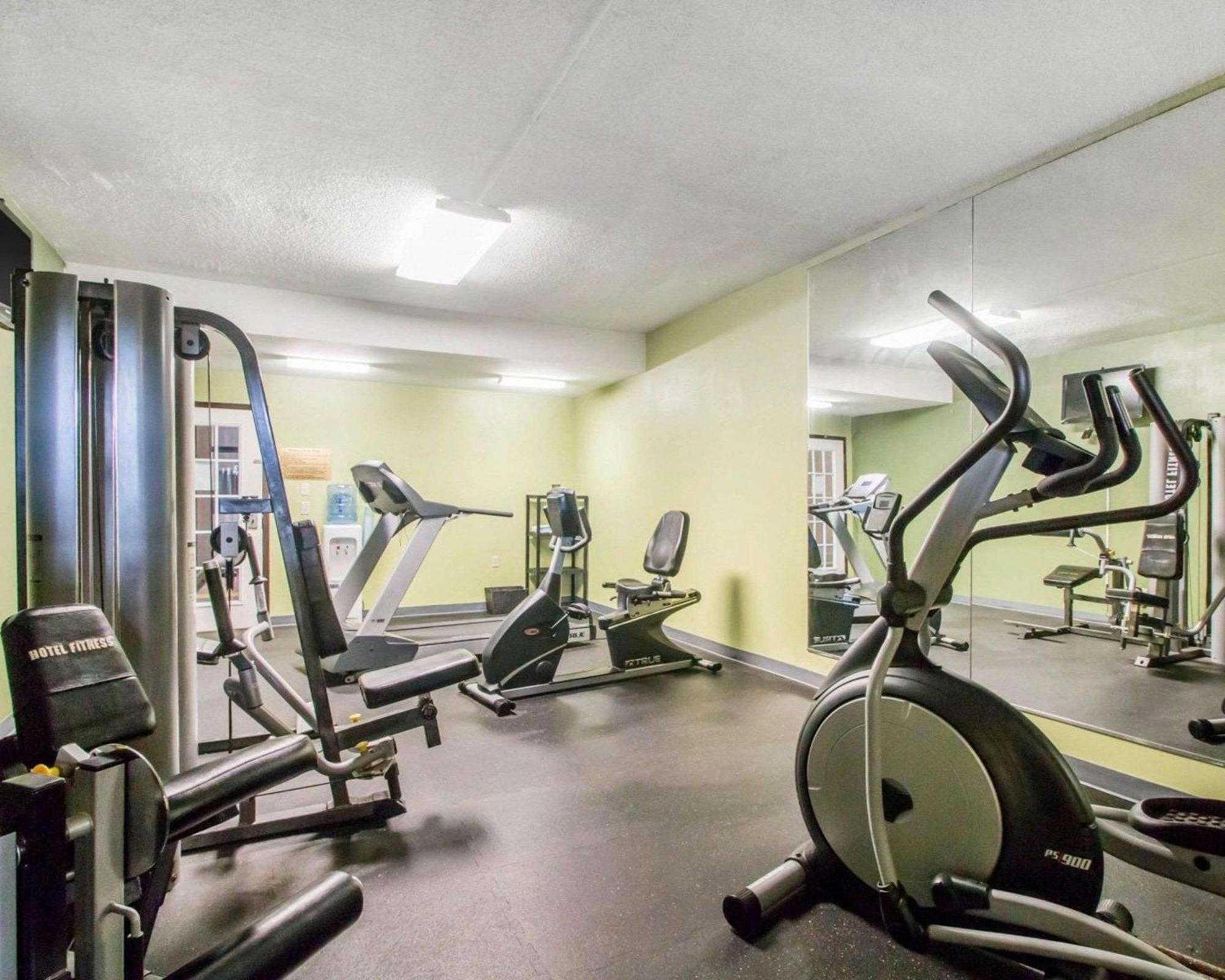 Quality Inn & Suites רידג'לנד מראה חיצוני תמונה