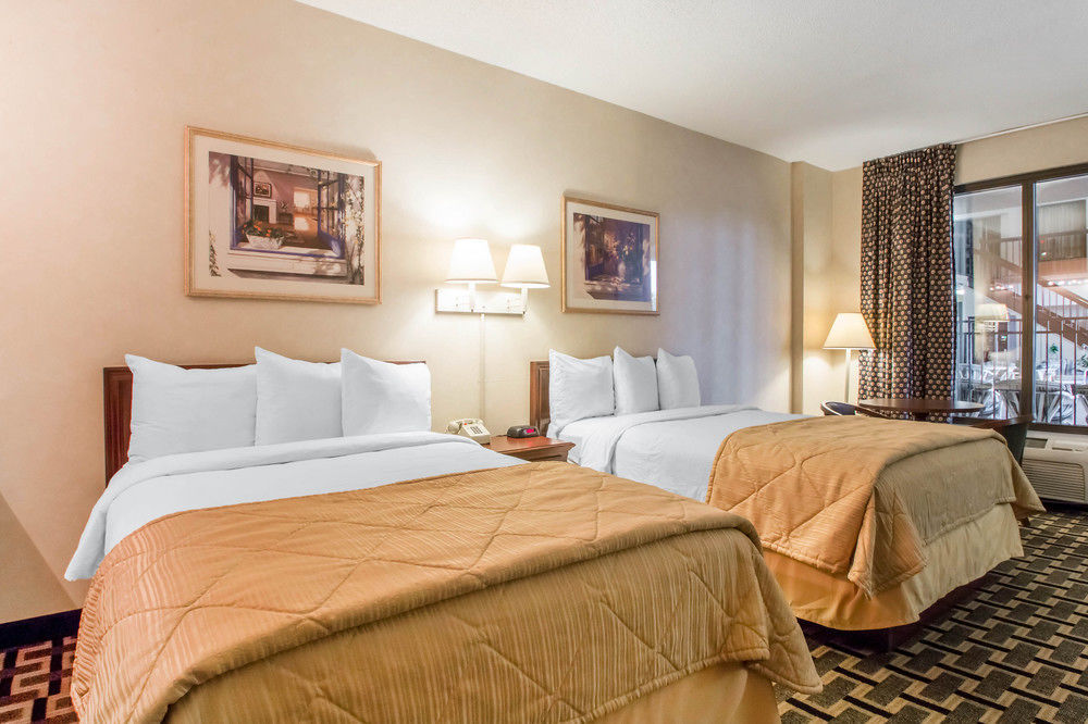 Quality Inn & Suites רידג'לנד מראה חיצוני תמונה